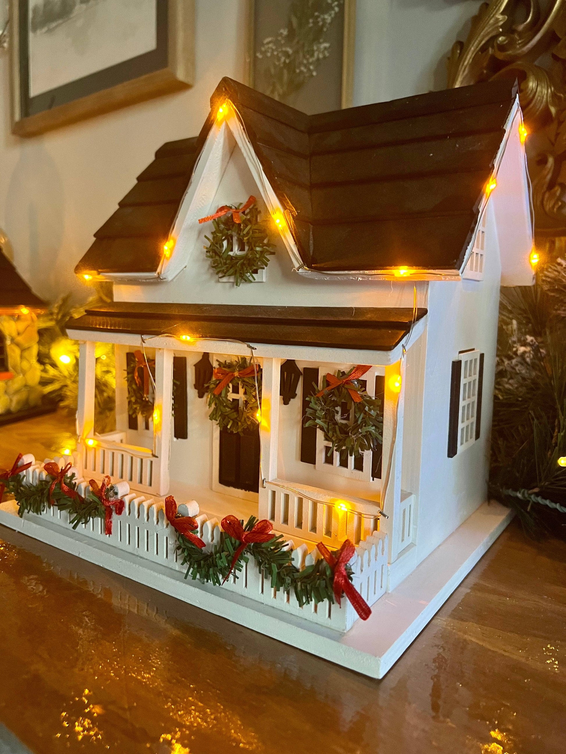 Happy Gardens - Holiday Birdhouse w/Lights 