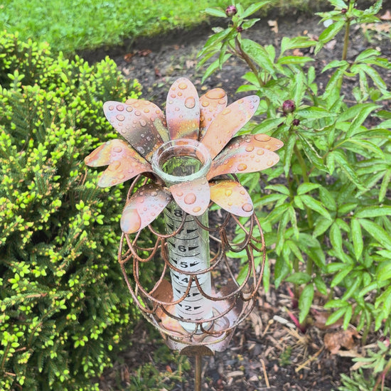 Happy Gardens - Pineapple Rain Gauge Stake