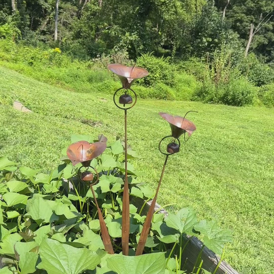 Happy Gardens - Triple Calla Lily Garden Stake