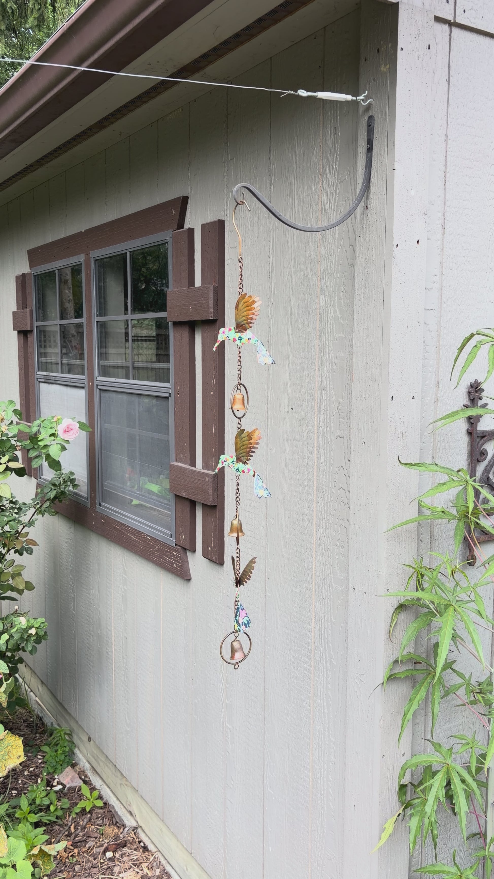 Happy Gardens - Triple Floral Hummingbird Garden Ornament