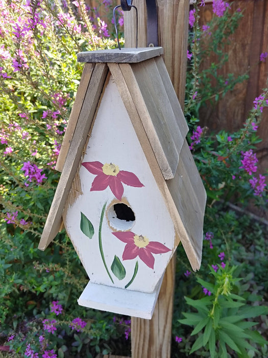 A-Frame Birdhouse - Happy Gardens