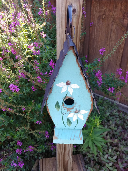 A-Frame Birdhouse - Happy Gardens