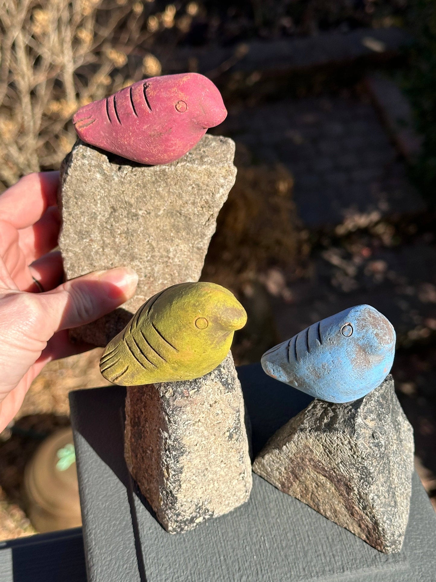 Happy Gardens - Mini Birds on Rocks Stone Statues