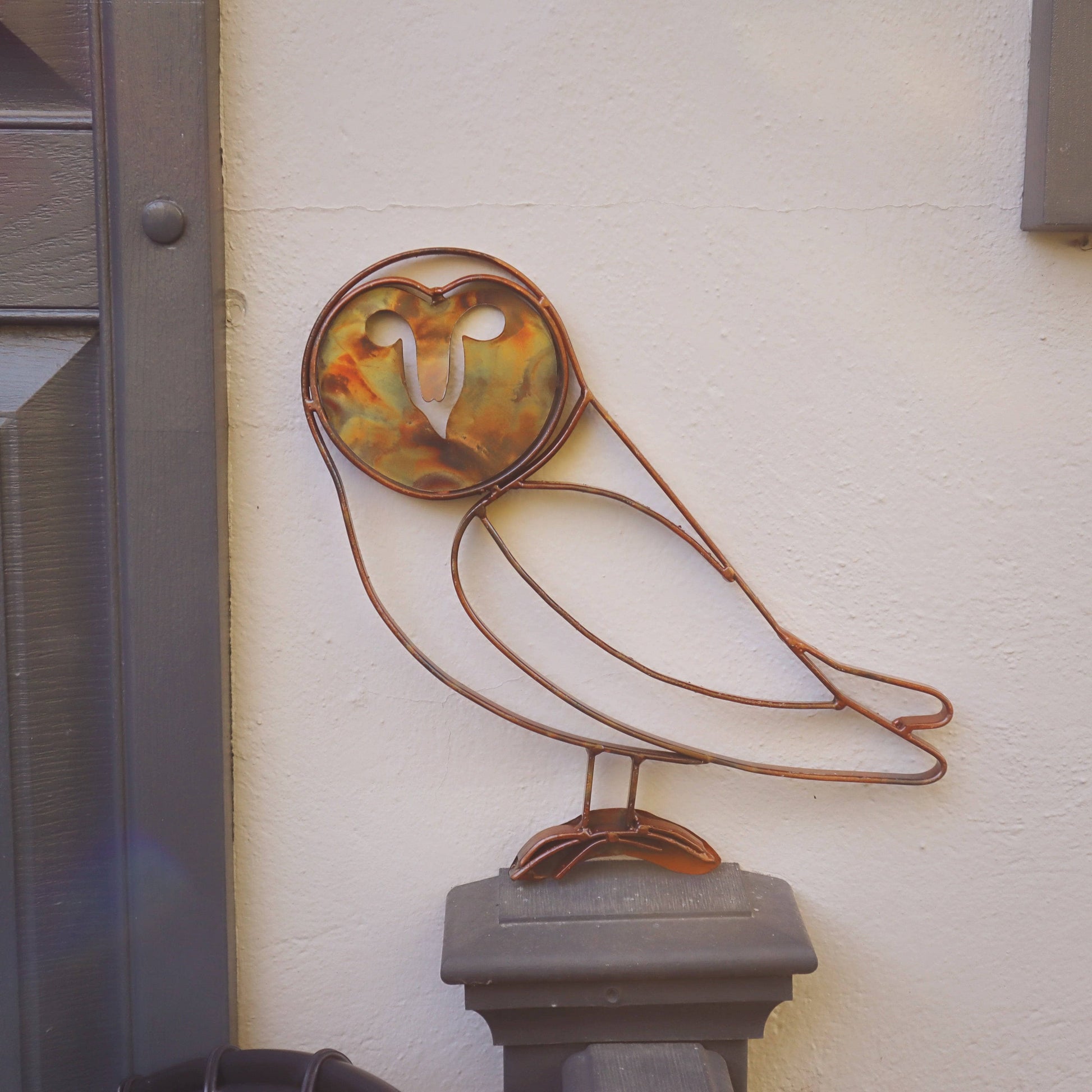Happy Gardens - Barn Owl Wall Décor