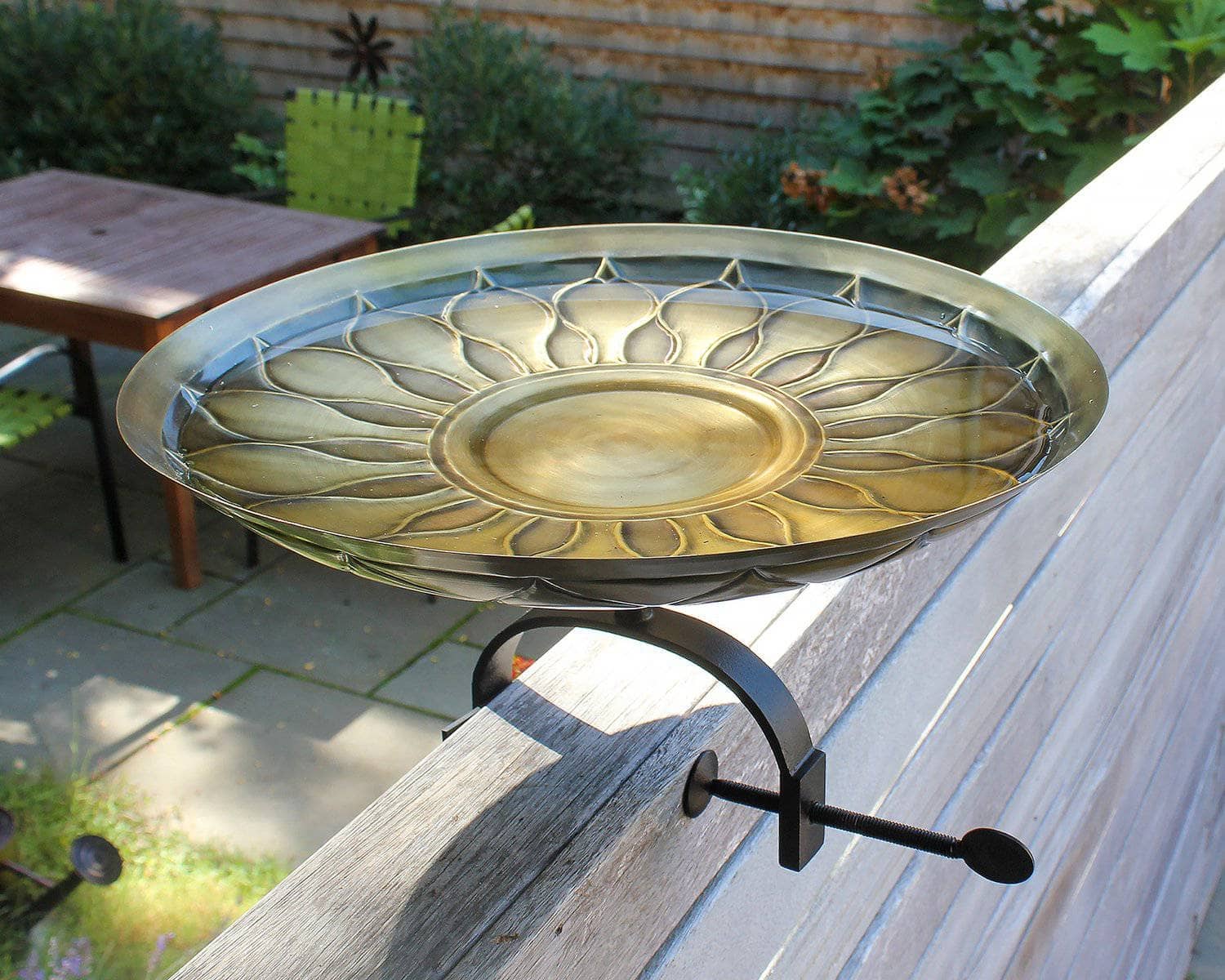 African Daisy Bird Bath with Over Rail Bracket - Happy Gardens