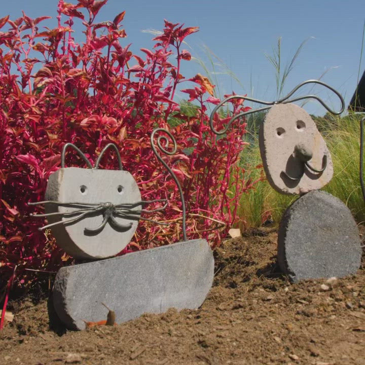Happy Gardens - Cat River Stone Garden Statue