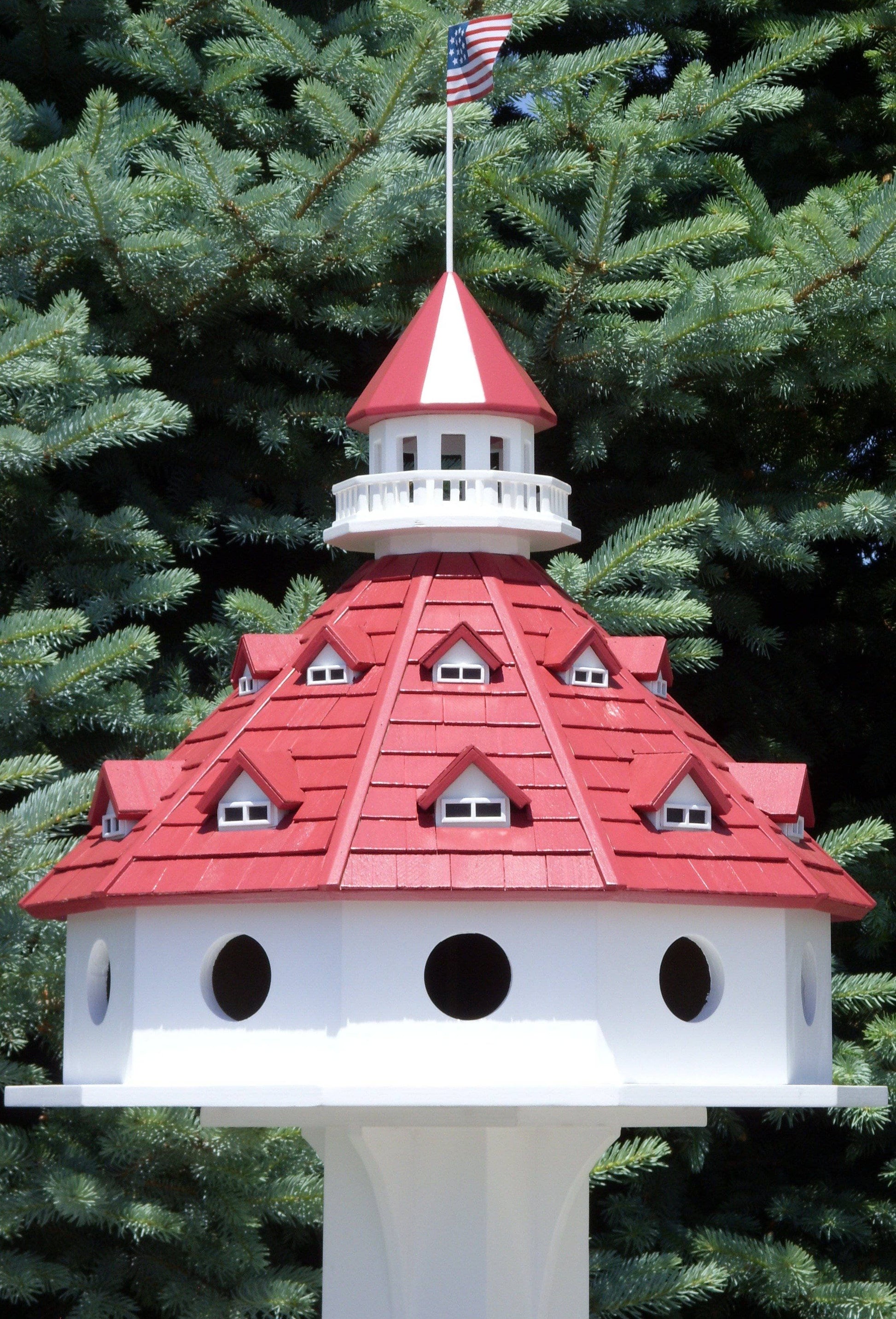 Hotel California Birdhouse - Happy Gardens