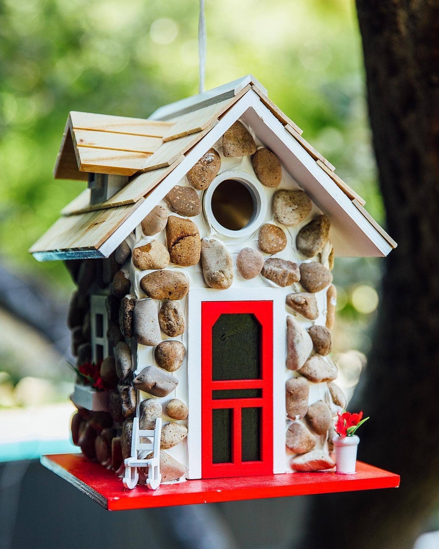 Happy Gardens - Stone Cottage Bird House